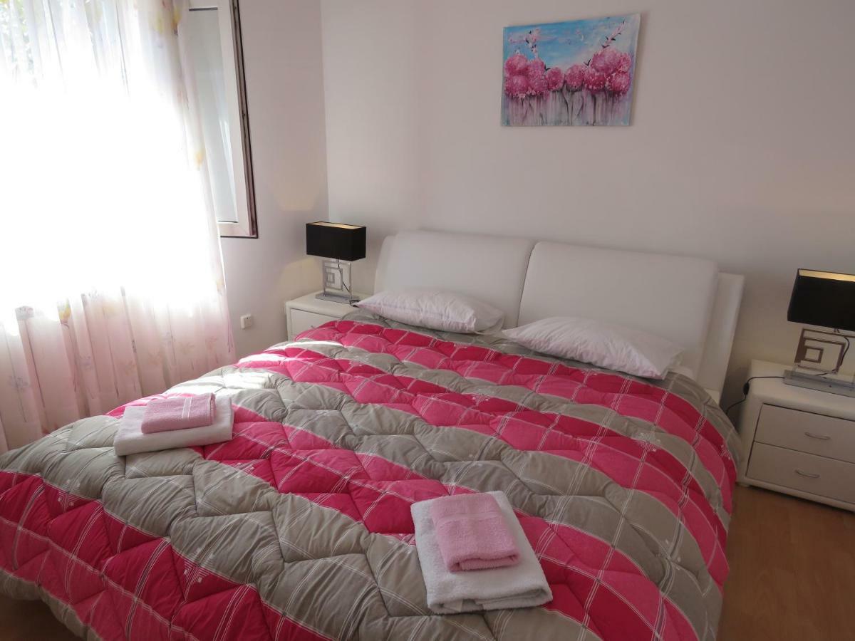 Apartment Smilje Šibenik Kültér fotó