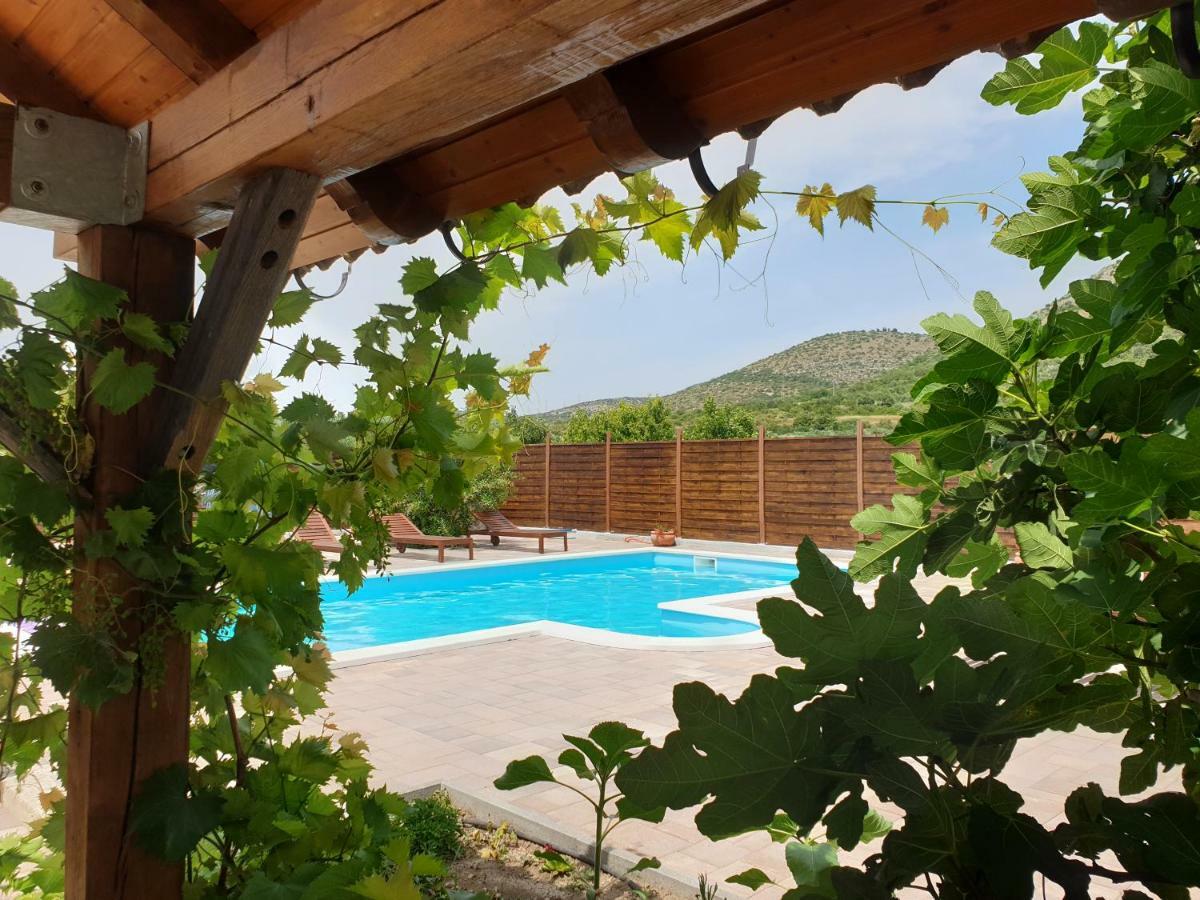 Apartment Smilje Šibenik Kültér fotó